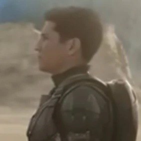 Arquivo:O outro falcão lá (V-DD Trailer).jpg