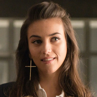 Arquivo:Rebeka (Elite).jpg