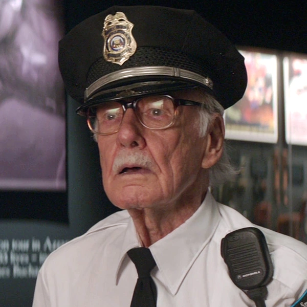 Arquivo:Stan Lee (CA-OSI).png