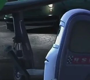 Arquivo:Mexican reportera pitty Planes.jpeg