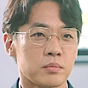 Arquivo:Yoon Sang-Hoon - Refletidas.jpg