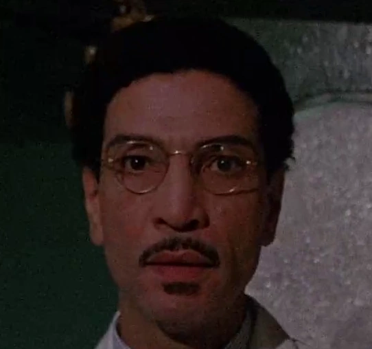 Arquivo:Doutor (Hellraiser).png