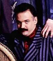 Arquivo:Homero Addams (Saban).jpg