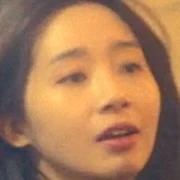 Arquivo:Lim Ye-Eun - EVETUV.jpg