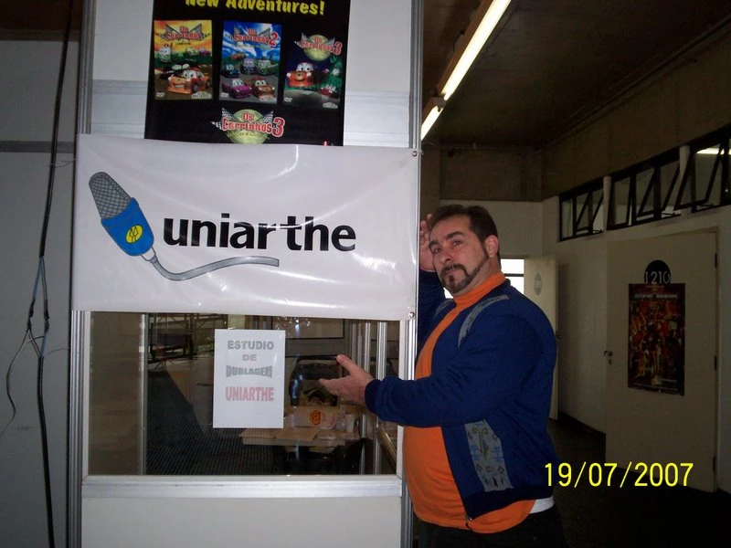 Arquivo:Uni.jpg