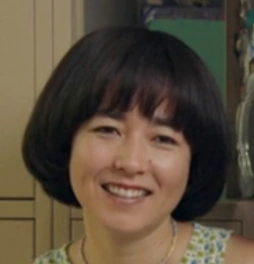 Arquivo:Maya Ishii-Peters.png