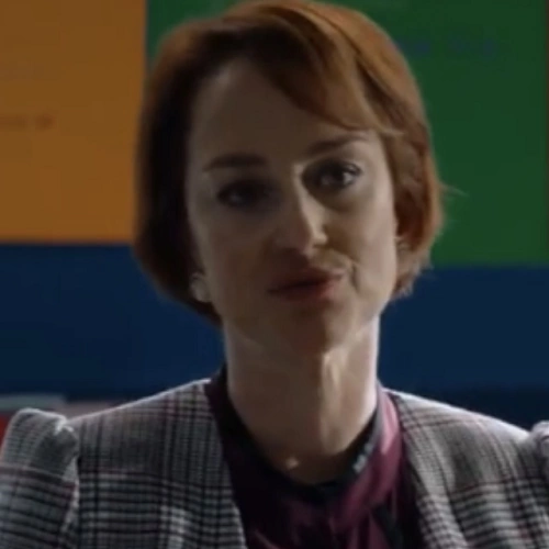 Arquivo:Miss Woods - SG.png