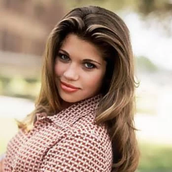 Arquivo:Topanga (O Mundo é dos Jovens).jpg
