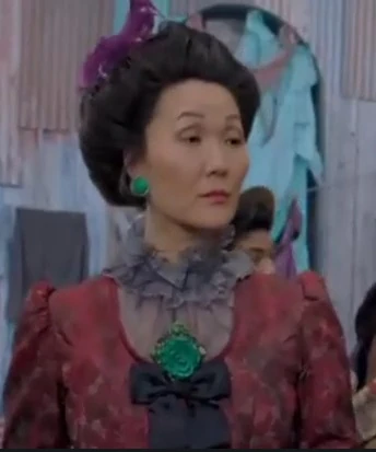 Arquivo:LadyTremaine Descendientes3.jpg