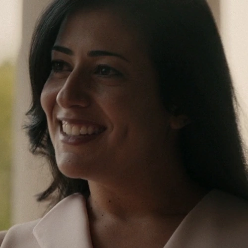 Arquivo:Summer Gleeson TP.png
