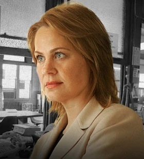 Arquivo:Rhonda Pearlman - The Wire TV.jpg