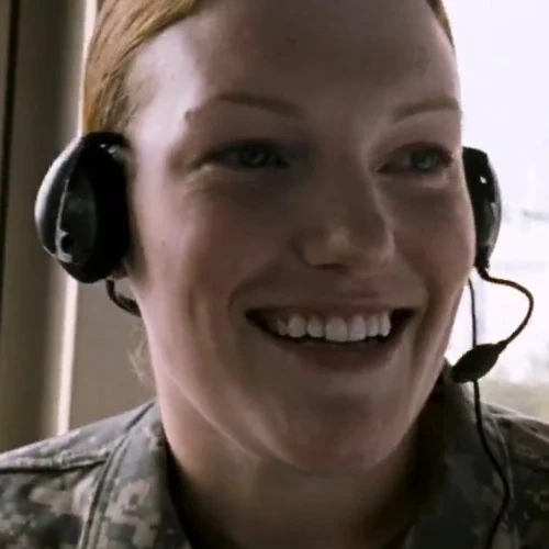 Arquivo:Militar en tren-28WL.png