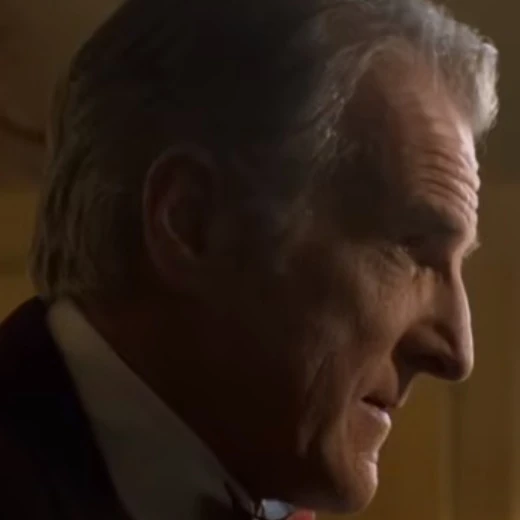 Arquivo:Raymond Massey (L-URdJD).jpg