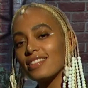 Arquivo:SolangeKnowles-Sésamo-50ºAniversárioCelebremos.png