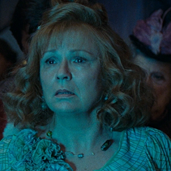 Arquivo:Molly Weasley (Harry Potter - Relíquias 1).png