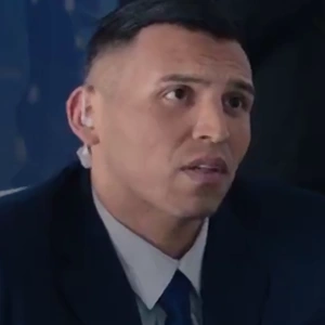 Arquivo:Recepcionista (WV).png