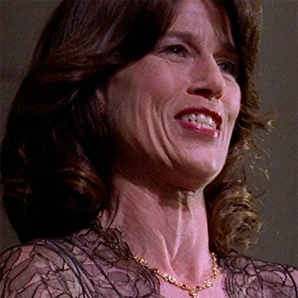 Arquivo:Presentadora en evento - - SP2R.png
