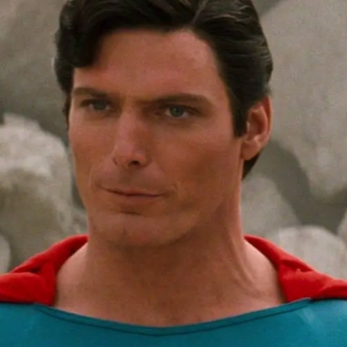 Arquivo:SMIV-Superman.png