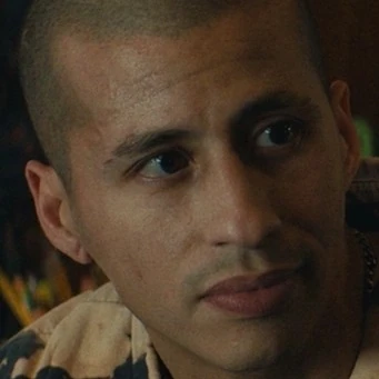 Arquivo:Esteban (Magnum).jpg