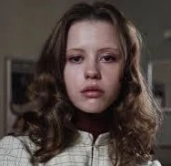 Arquivo:Sara simms.jpg