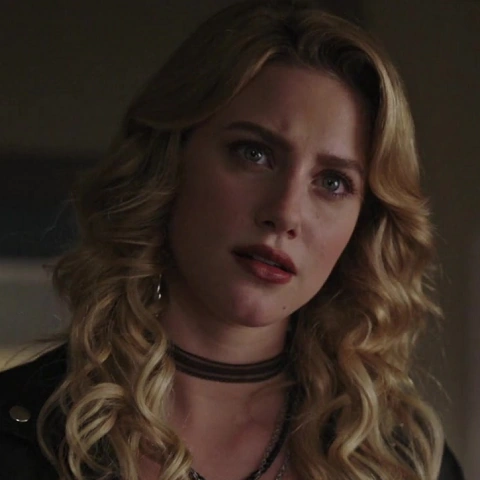 Arquivo:Teen Alice (Riverdale).png