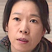 Arquivo:Juvenile Justice-Yum Hye-Ran.jpg