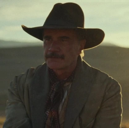 Arquivo:Bob Strafford.jpg