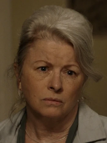 Arquivo:Amanda Siegel (WB).png