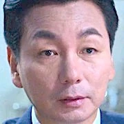 Arquivo:Mr Queen-Lee Cheol Min.jpg