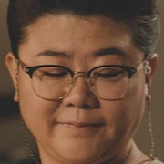 Arquivo:Parasite Lee Jung Eun.jpg