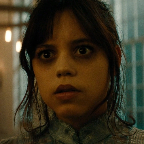 Arquivo:Astrid (Beetlejuice 2).png