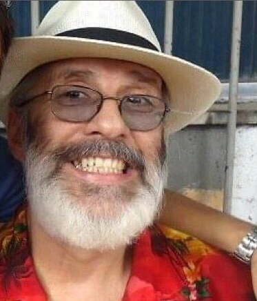 Arquivo:Júlio Cezar camisa vermelha.png