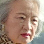 Arquivo:Jung Young-Keum - Assustadoramente Apaixonados.png
