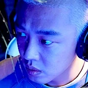 Arquivo:Alive Oh Joon Woo.jpg
