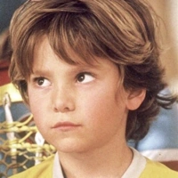 Arquivo:Mike Baker.png