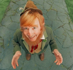Arquivo:Oscar - Schmigadoon!.png
