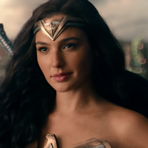 Arquivo:WonderWomanLJ.png