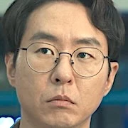 Arquivo:Lee Hyun-Kyun - PAE.jpg