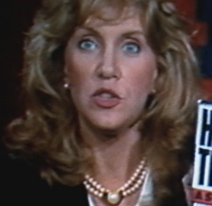Arquivo:Gail Wallens.png