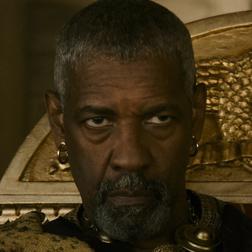 Arquivo:Macrinus-Gladiador2.png
