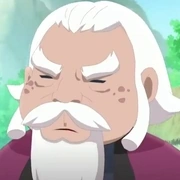 Arquivo:Muqiling Chefe da Aldeia.png