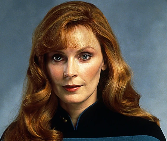 Arquivo:Beverly Crusher (ANG).png