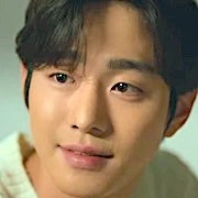 Arquivo:Koo Yeon-Jun O TEMPO TRAZ VOCÊ PRA MIM.png