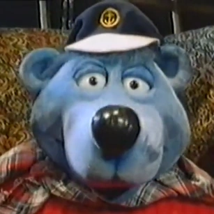 Arquivo:Capitão Urso Azul - Capitão.png