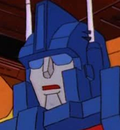 Arquivo:Ultra Magnus G1.png