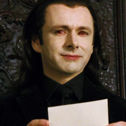 Arquivo:Aro-Breaking-Dawn-1.png