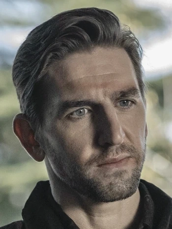 Arquivo:Dennis Graham (WB).png