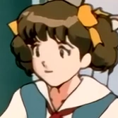Arquivo:Menina conversando (NGE).png