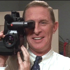 Arquivo:Wayne Rink.webp