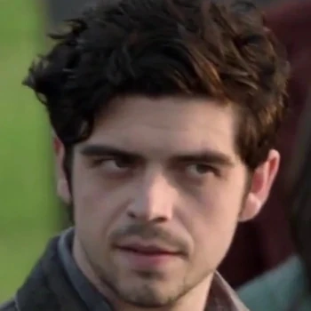 Arquivo:Adrian TVD.jpg